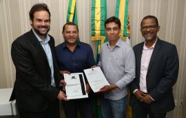 Prefeitura entrega Projeto de Lei de Diretrizes Oramentrias 2019 na Cmara